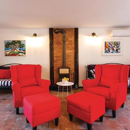 4 Bedroom Beautiful In