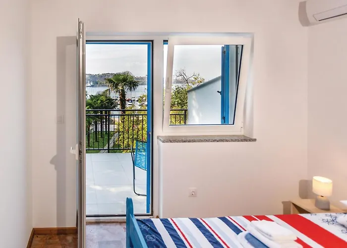4 Bedroom Beautiful In